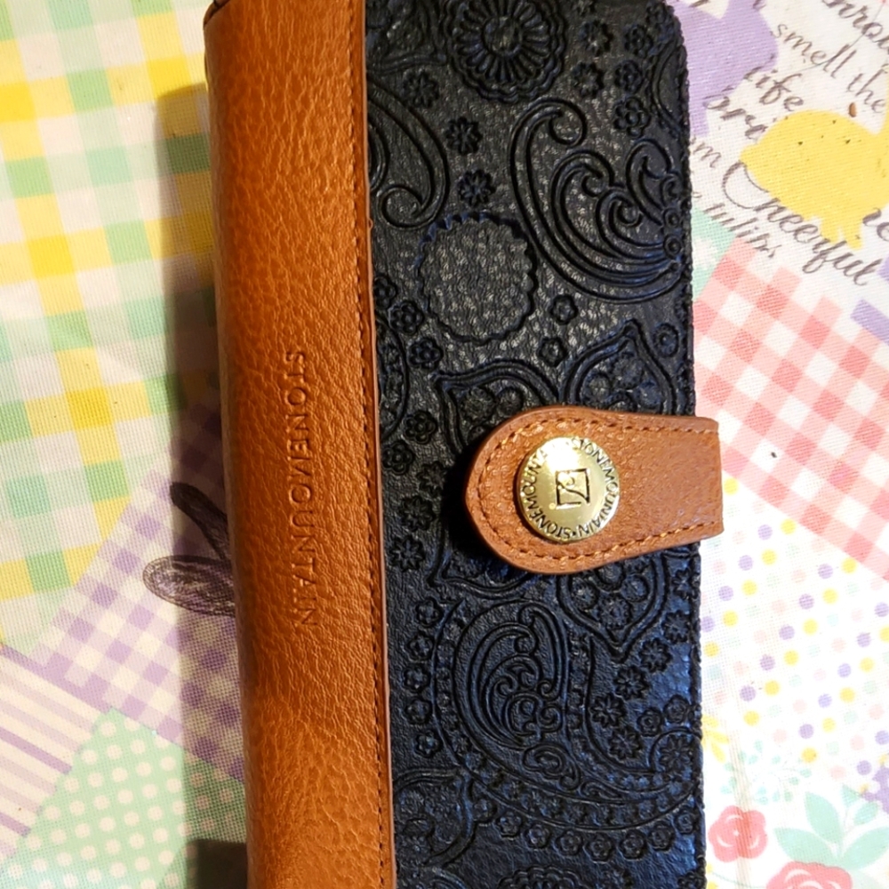 Stone Mountain Embossed Leather Wallet